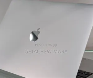 Photo - New Laptop Apple MacBook Pro 2017 8GB Intel Core I5 SSD 512GB