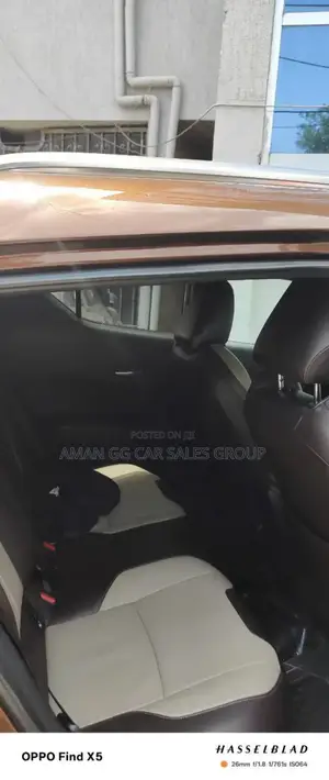 Toyota C-HR 2018 Gold