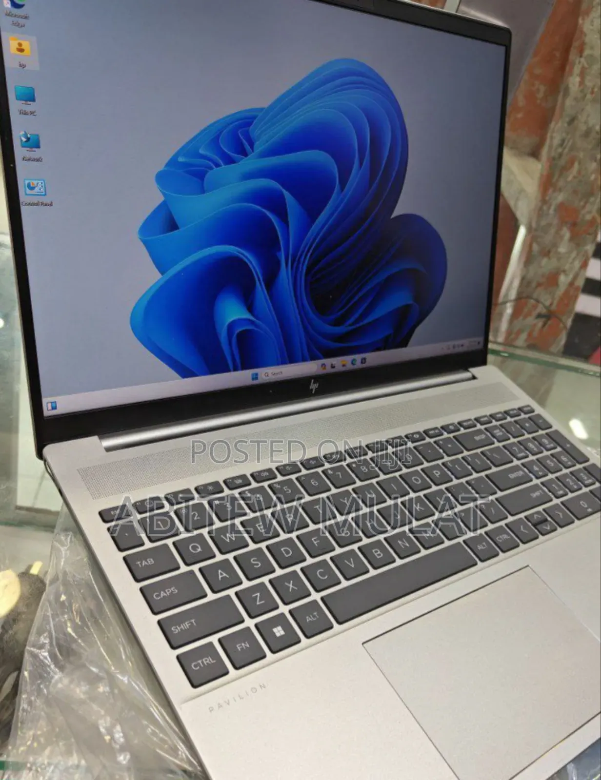 New Laptop HP Pavilion 15 16GB Intel Core I5 SSD 1T