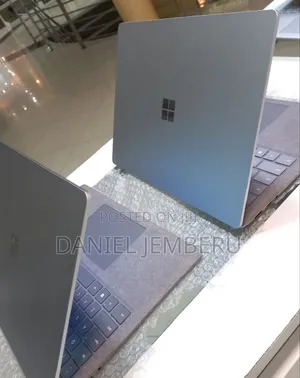 New Laptop Microsoft Surface 16GB Intel Core I7 SSD 512GB