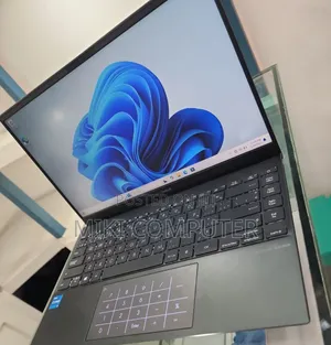 New Laptop Asus Zenbook 14 UX434 16GB Intel Core I5 SSD 512GB
