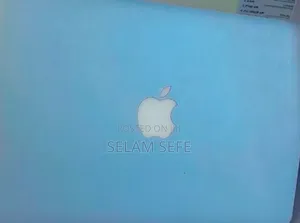 New Laptop Apple MacBook 2013 4GB Intel Core I5 SSD 256GB