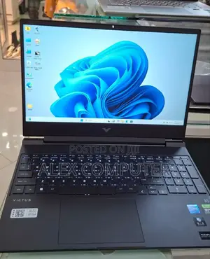 New Laptop HP Victus 15 16GB Intel Core I7 SSD 1T