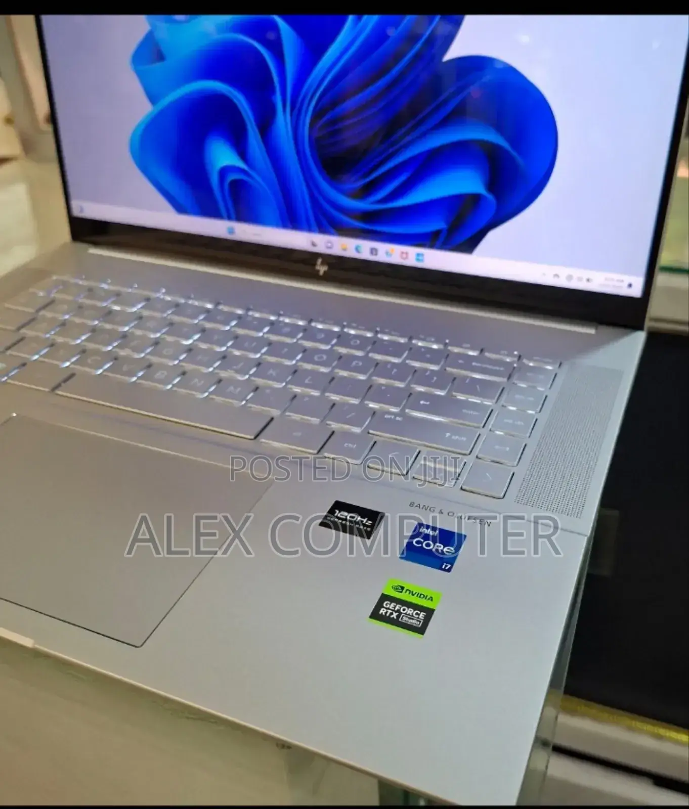 New Laptop HP Envy 16 Gaming 16-H1023dx 16GB Intel Core I7 SSD 1T