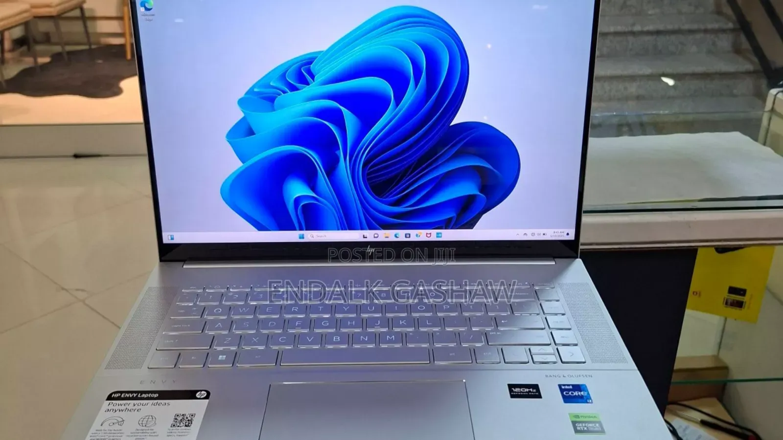 New Laptop HP Envy X360 16GB Intel Core I7 SSD 1T