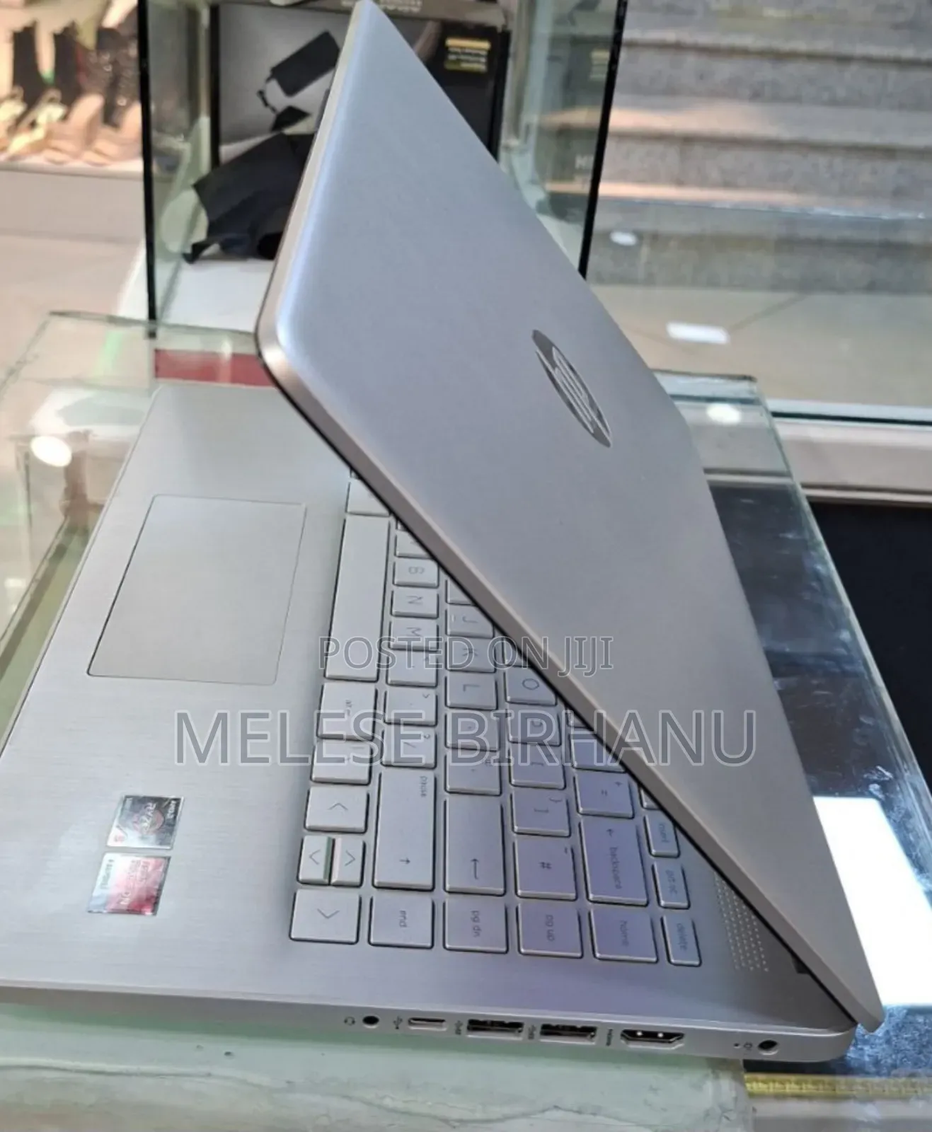 New Laptop HP Stream Notebook 8GB AMD Ryzen 5 SSD 256GB