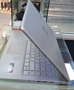 New Laptop HP Stream Notebook 8GB AMD Ryzen 5 SSD 256GB