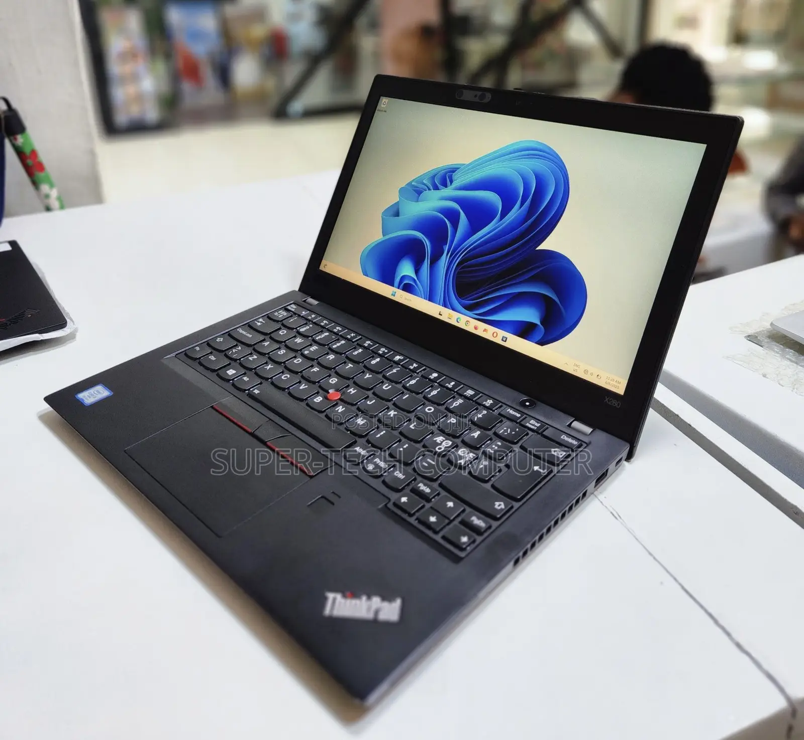 New Laptop Lenovo ThinkPad X280 16GB Intel Core I5 SSD 256GB