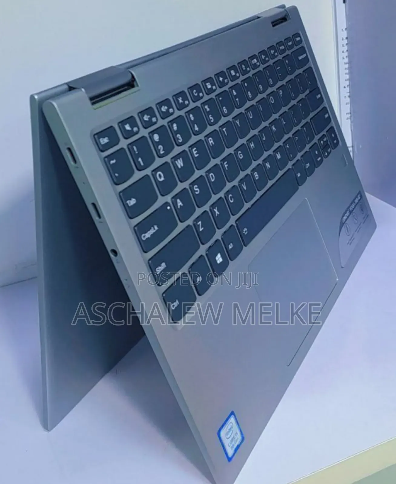 New Laptop Lenovo Yoga 730 8GB Intel Core I5 SSD 256GB