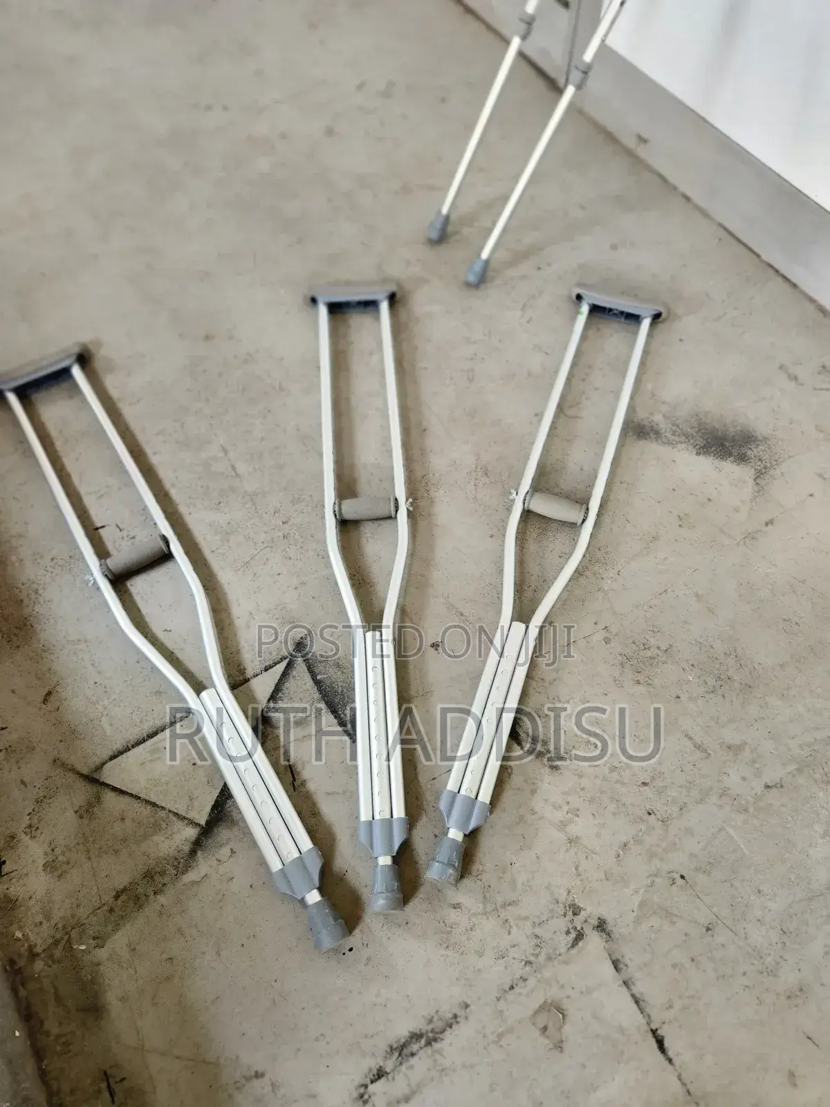 Crutches當然crutches黨籍crutches半夜crutches當地crutches米粒crutches