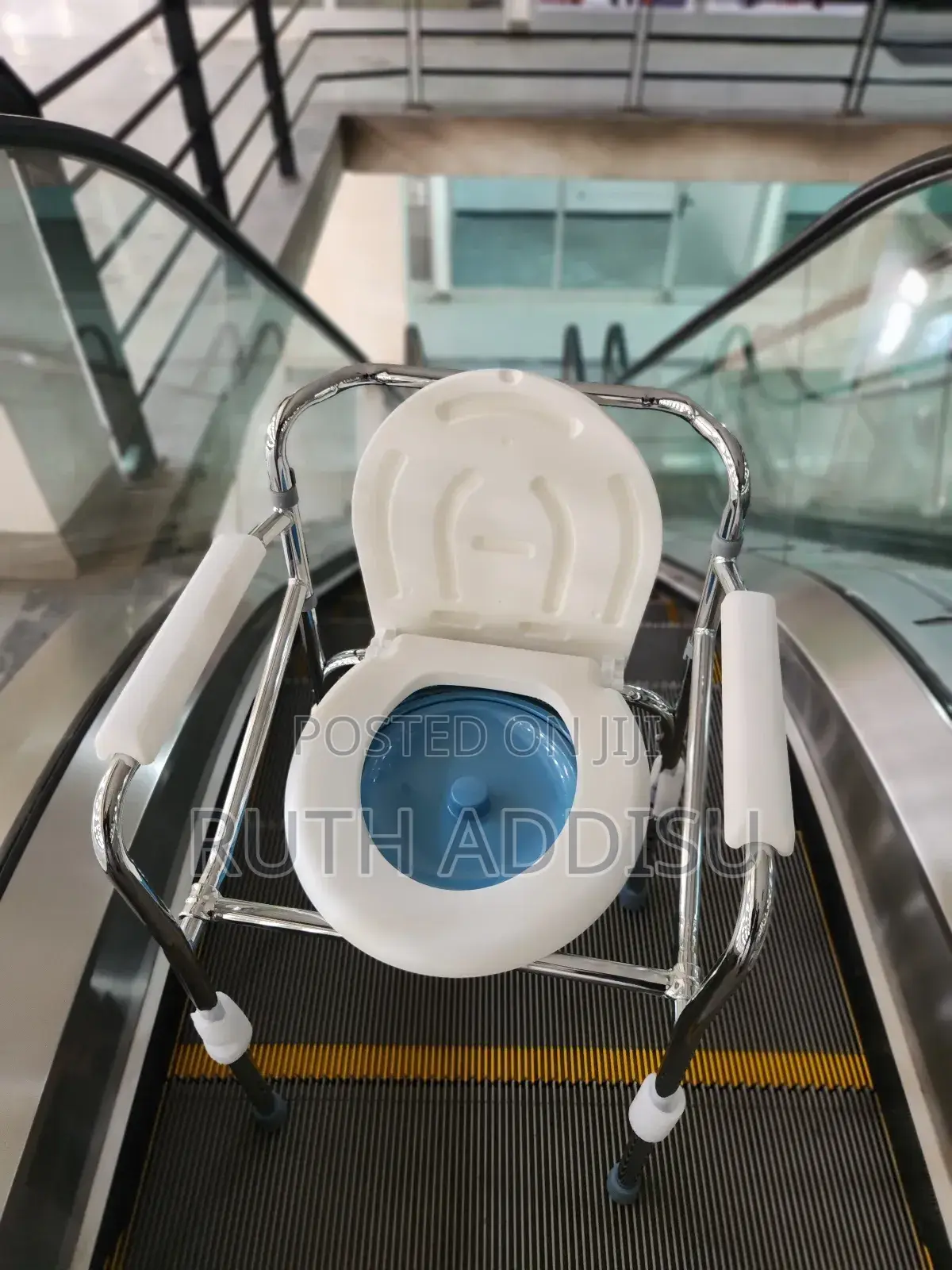 Toilet Chair半個commode Chair才能poty Chair姦夫commode Chair New