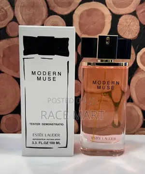 Photo - Estée Lauder Modern Muse