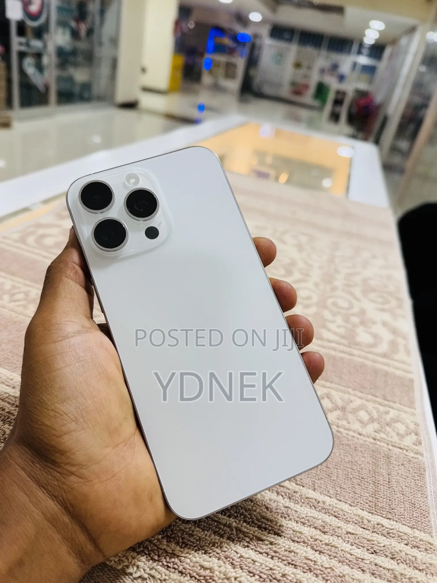 New Apple iPhone 15 Pro Max 256 GB White