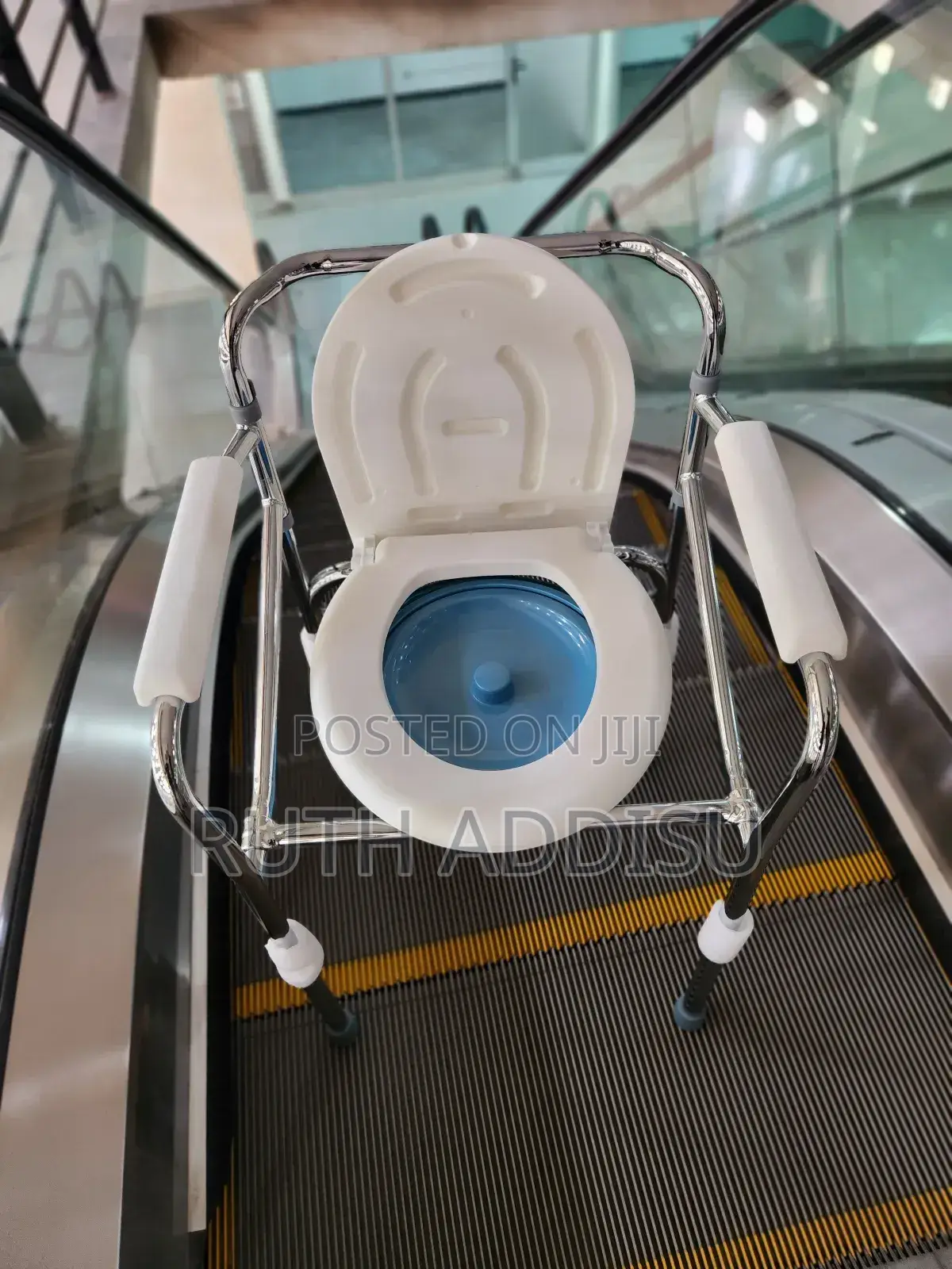 Commode Toilet Chair黨員commode Chair局長poty Chair她與commode New