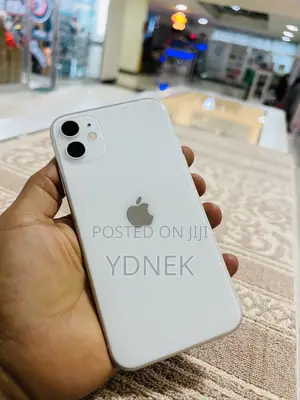 Apple iPhone 11 64 GB White