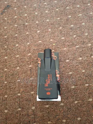 Photo - Stock Black Perfume