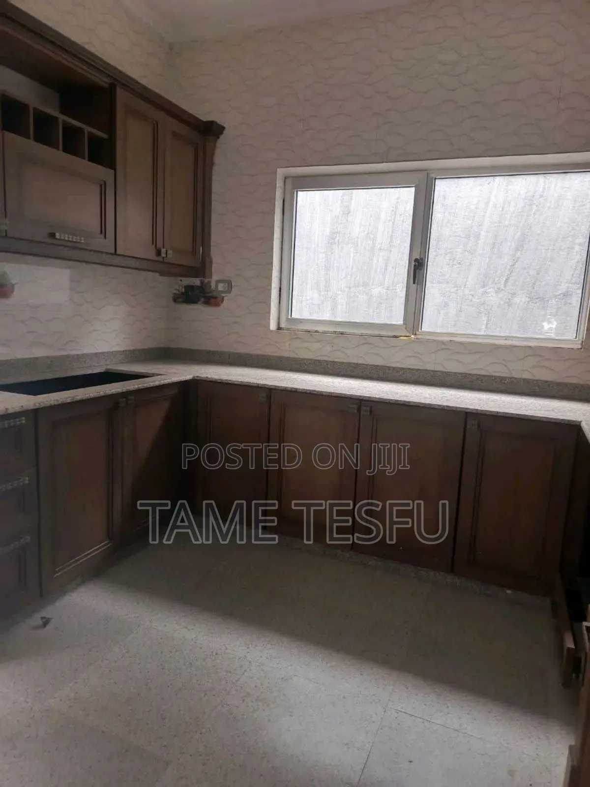 Furnished 6bdrm House in Summit, Bole for sale