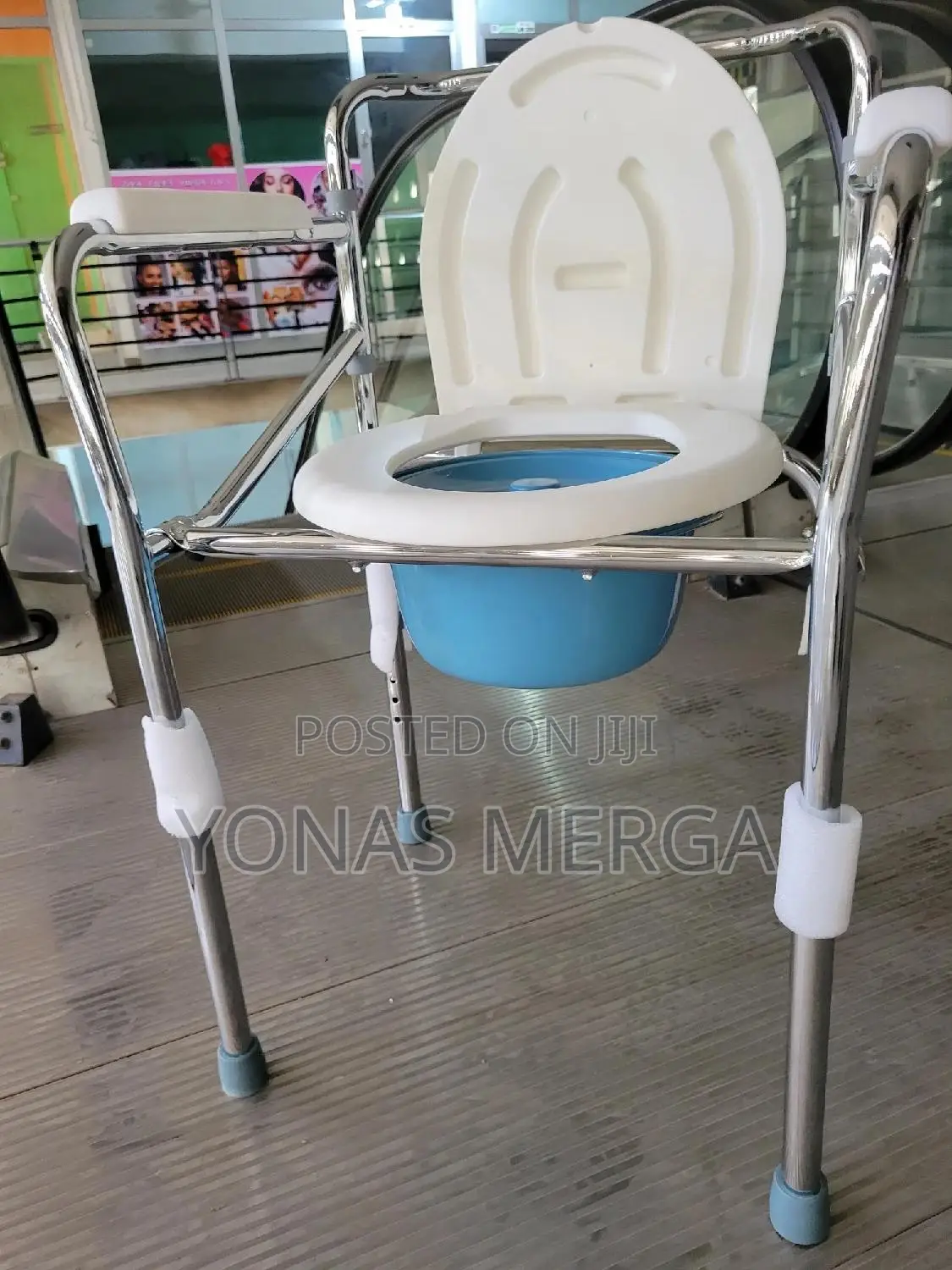 Bathroom Chair罜ظcommode Chair፮μdesign: Your Potty Chair