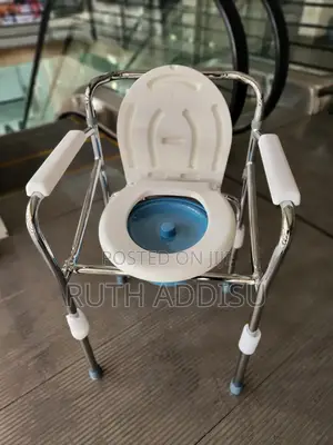 Photo - Commode Chair黨派toilet Chair災民commode Chair鋊我commode Chair