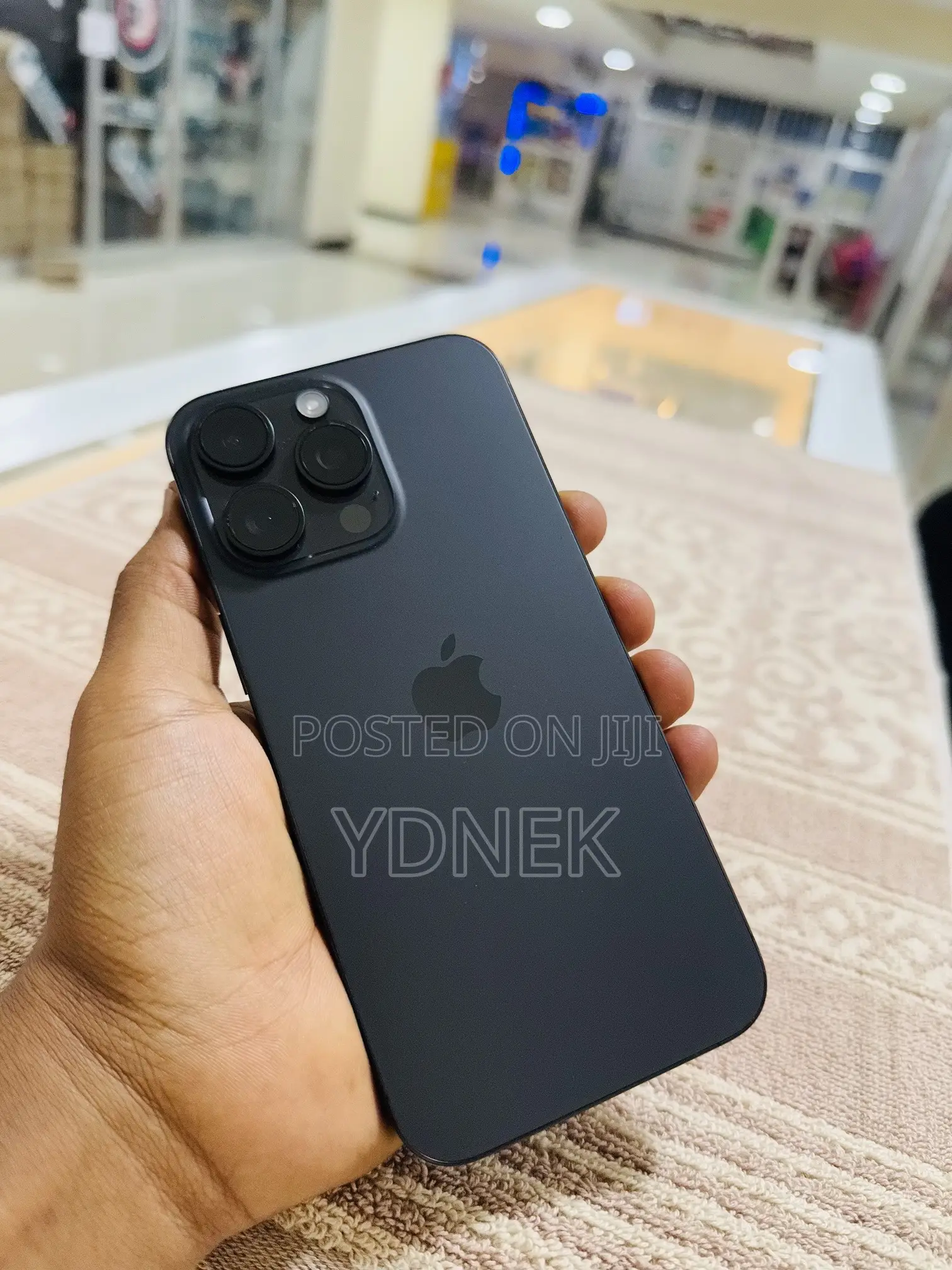 New Apple iPhone 15 Pro Max 256 GB Black