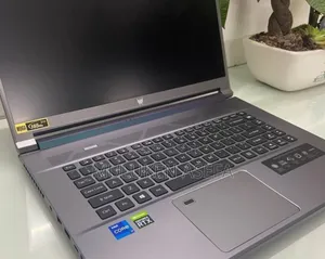 New Laptop Acer Predator Triton 500 SE 16GB Intel Core I7 SSD 1T