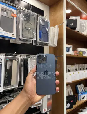 New Apple iPhone 15 Pro Max 256 GB Black