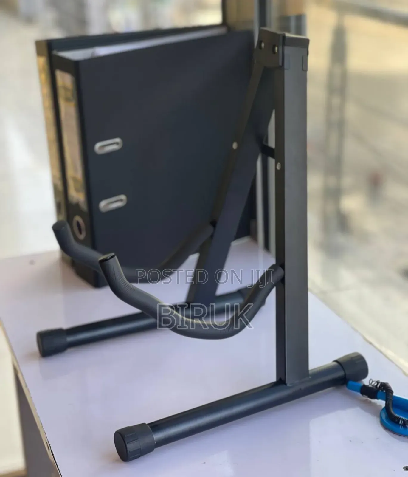 For Sales New Guitar Stand