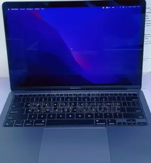 New Laptop Apple MacBook Air 8GB Intel Core I7 SSD 256GB