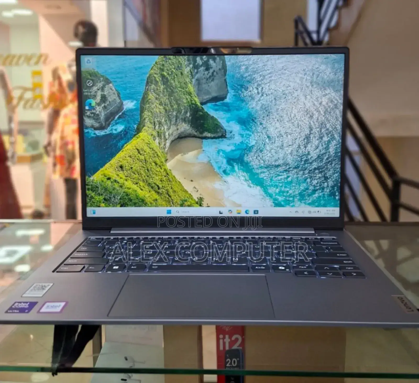 New Laptop Lenovo Thinkbook 14 16GB Intel Core Ultra 7 SSD 512GB