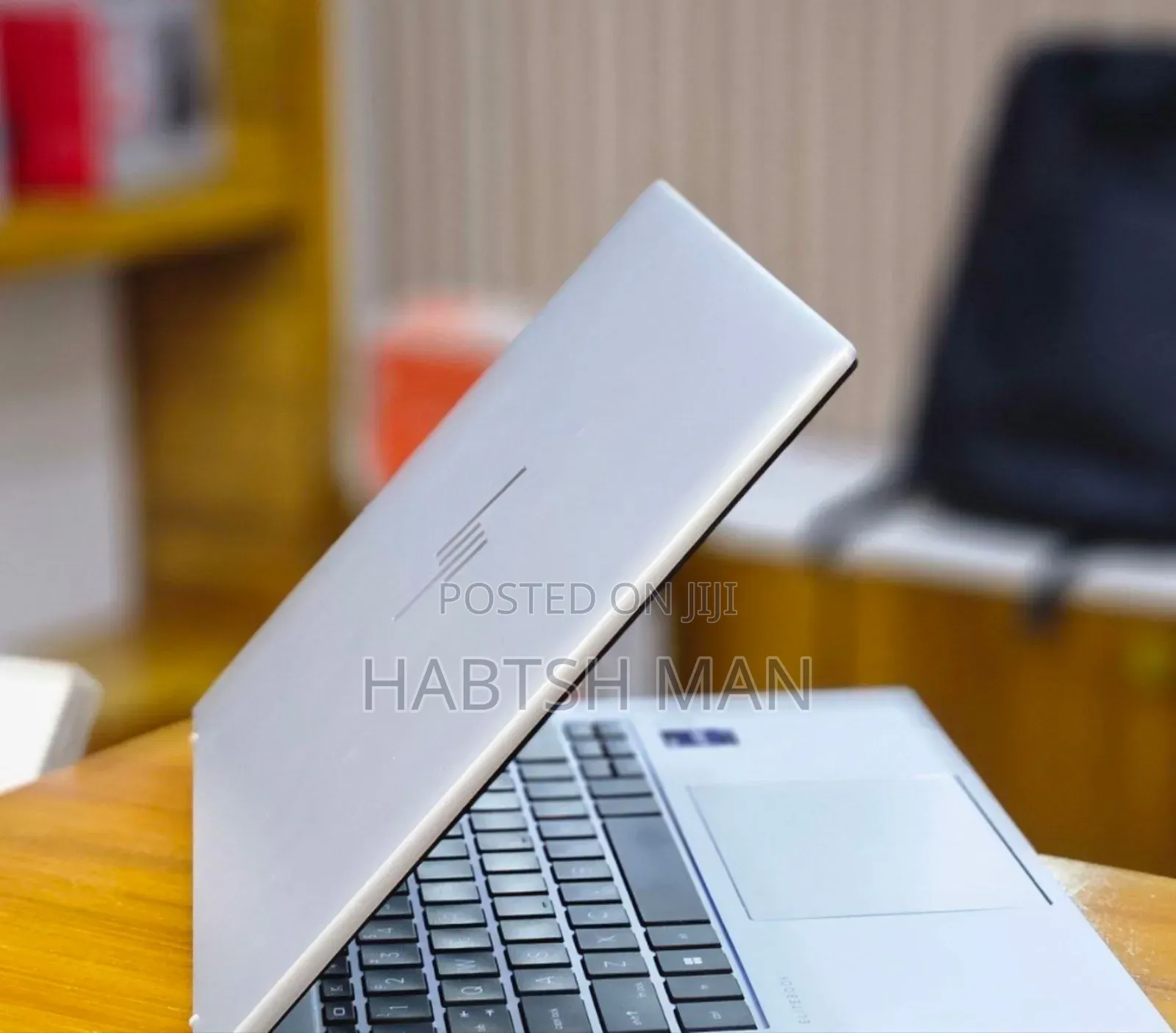 New Laptop HP EliteBook 840 10 16GB Intel Core I7 SSD 512GB