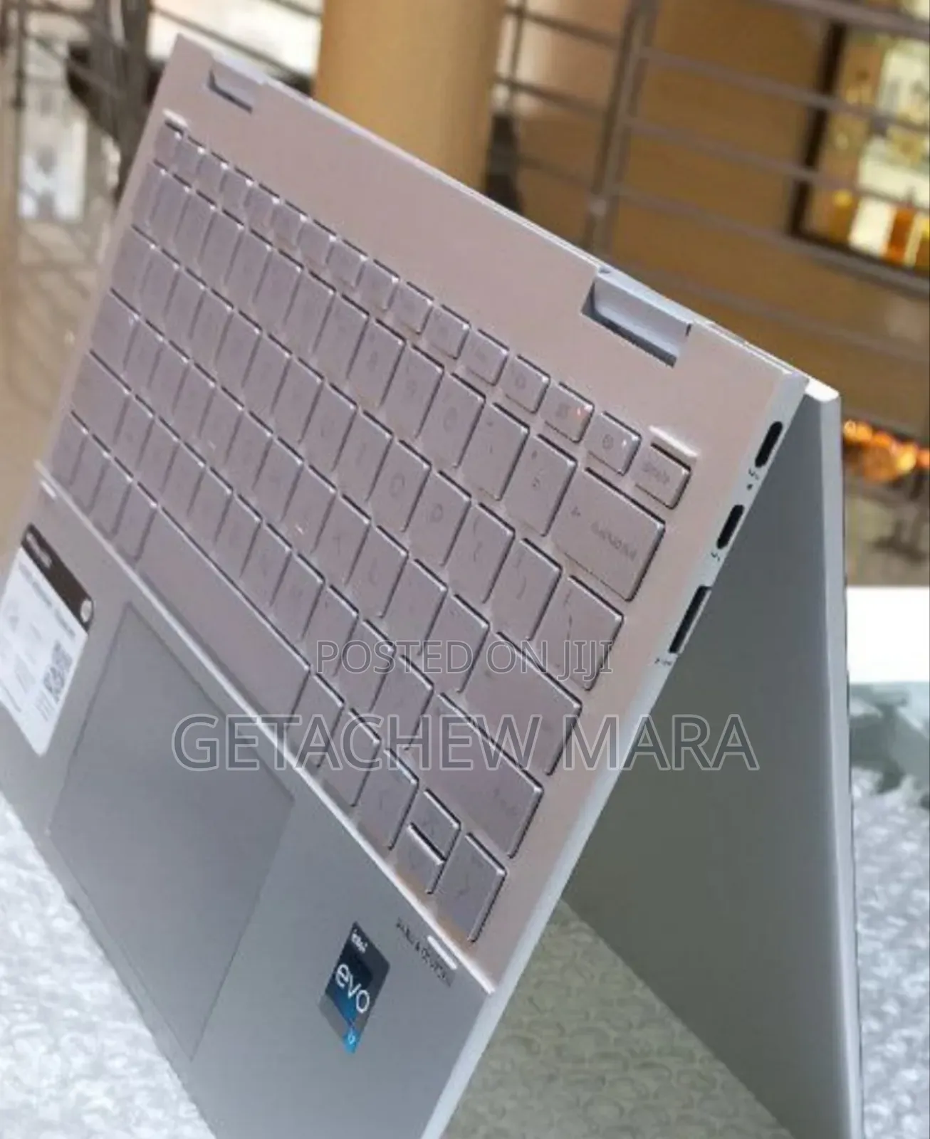 New Laptop HP Envy X360 8GB Intel Core I7 SSD 1T