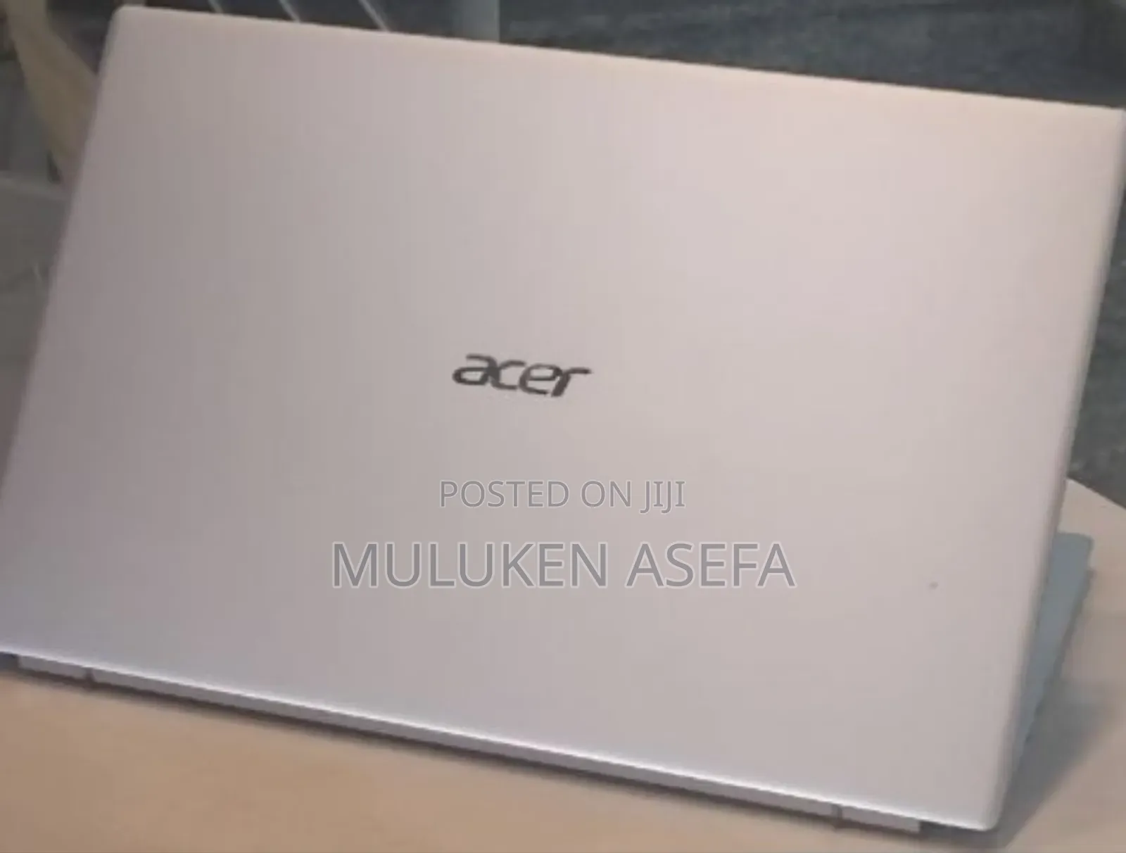 New Laptop Acer Swift 1 4GB Intel Core I5 SSD 256GB