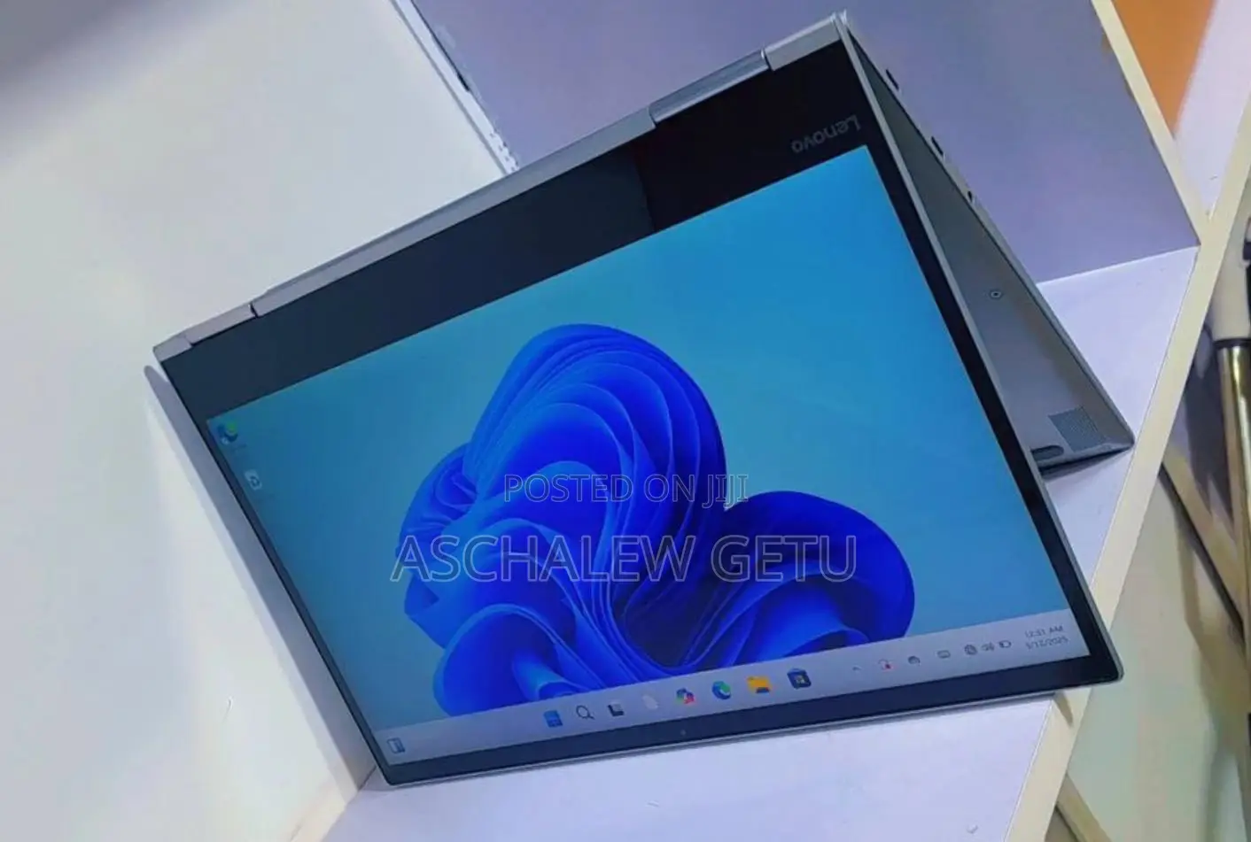 New Laptop Lenovo Yoga 730 8GB Intel Core I5 SSD 256GB