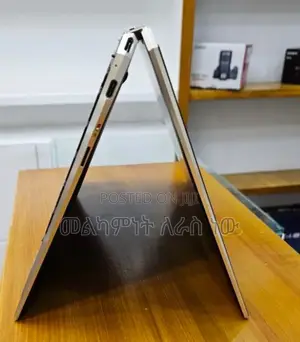 New Laptop HP Spectre 13 16GB Intel Core I7 SSD 1T