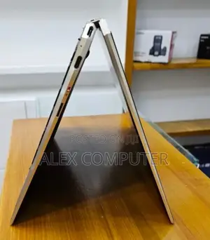 New Laptop HP Spectre 13 16GB Intel Core I7 SSD 1T