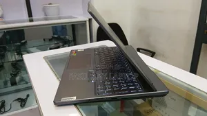 New Laptop Lenovo Legion 7 16GB AMD Ryzen 7 SSD 1T