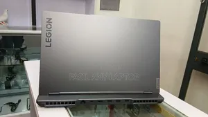 New Laptop Lenovo Legion 7 16GB AMD Ryzen 7 SSD 1T