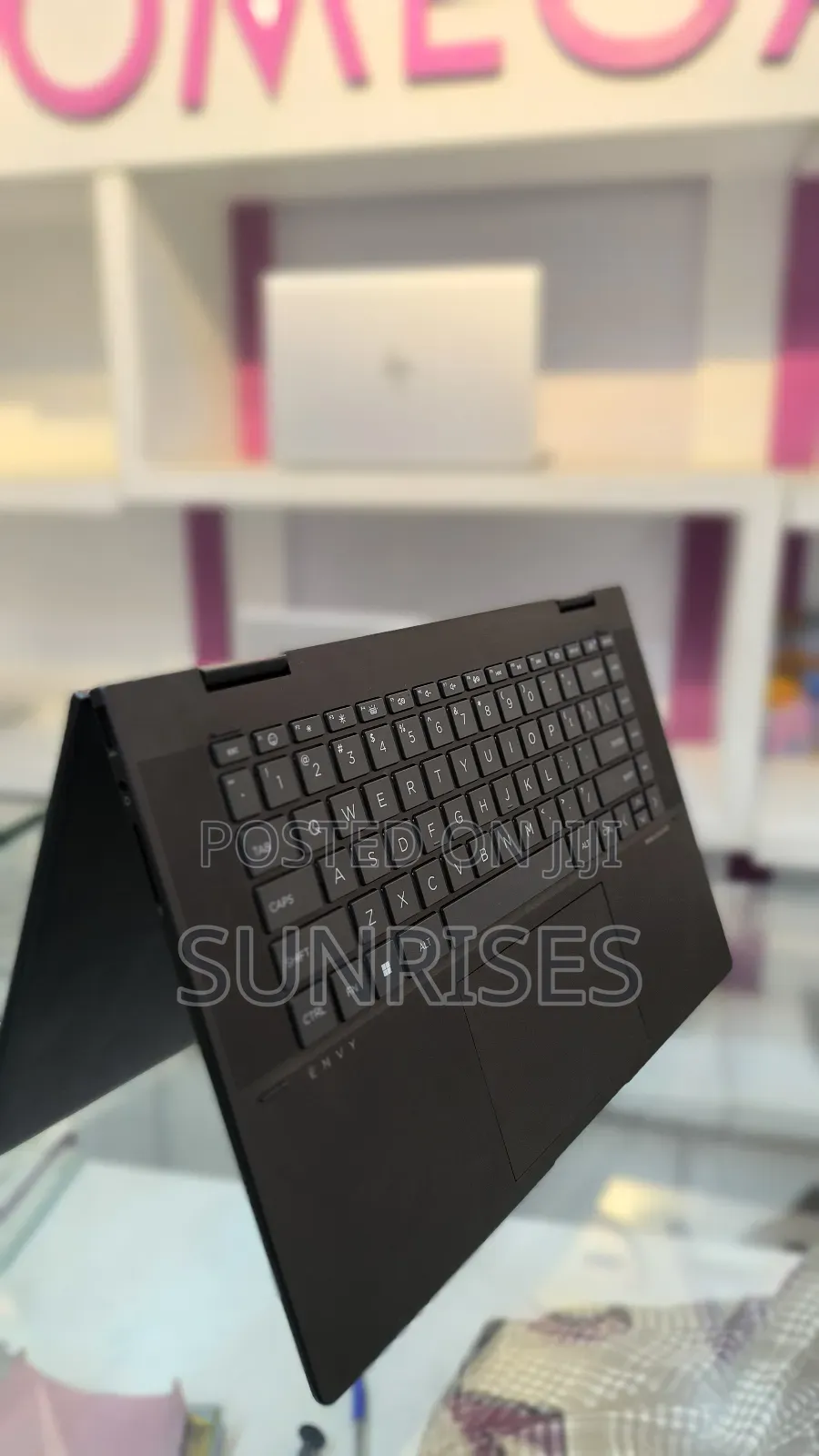 New Laptop HP Envy X360 8GB AMD Ryzen 5 SSD 512GB