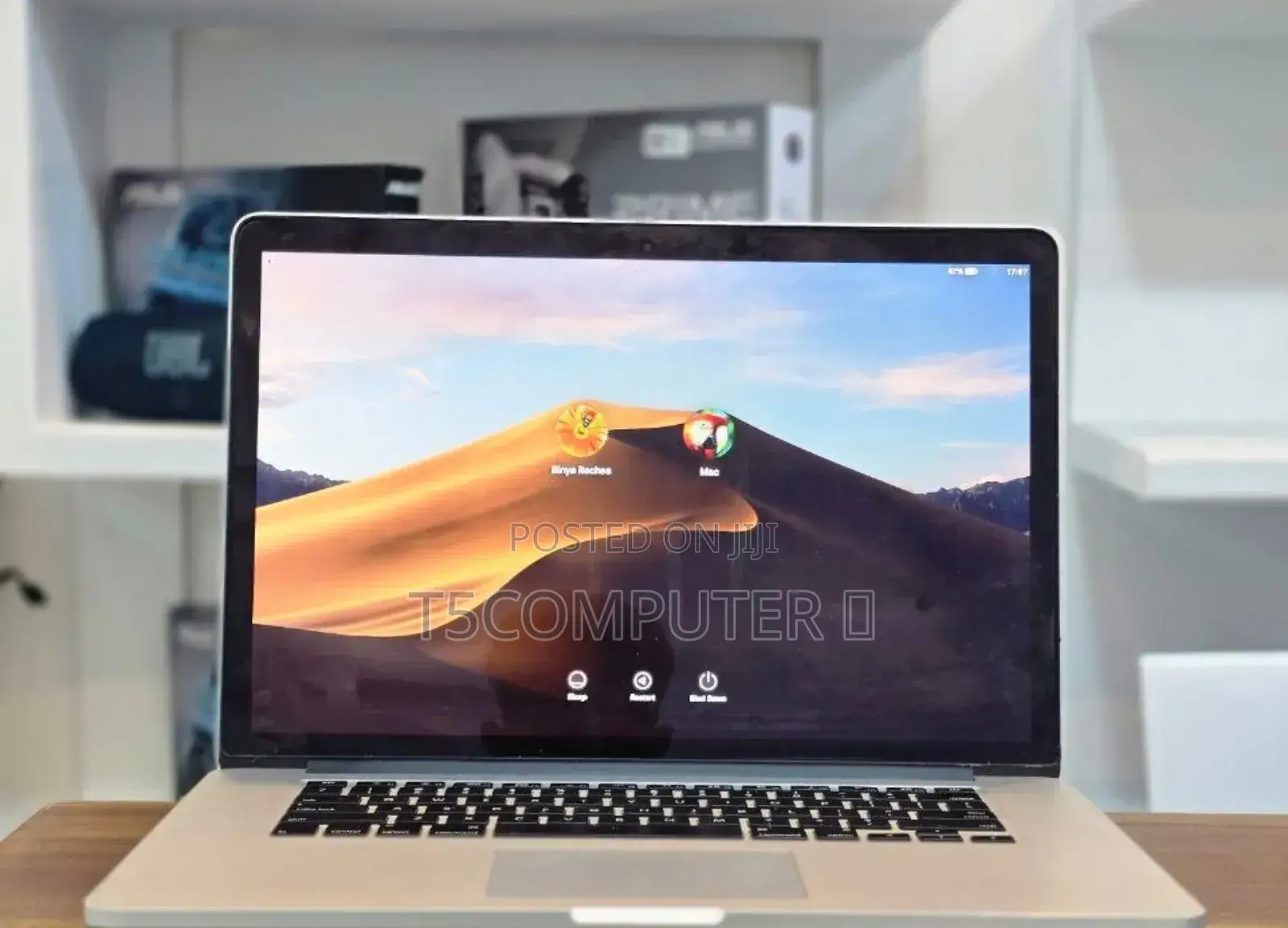 New Laptop Apple MacBook Pro 2015 16GB Intel Core I7 SSD 256GB