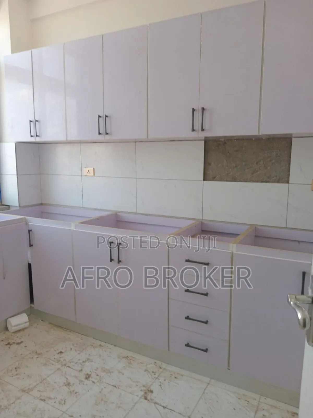 Furnished 20bdrm Apartment in Kality, Akaky Kaliti for sale