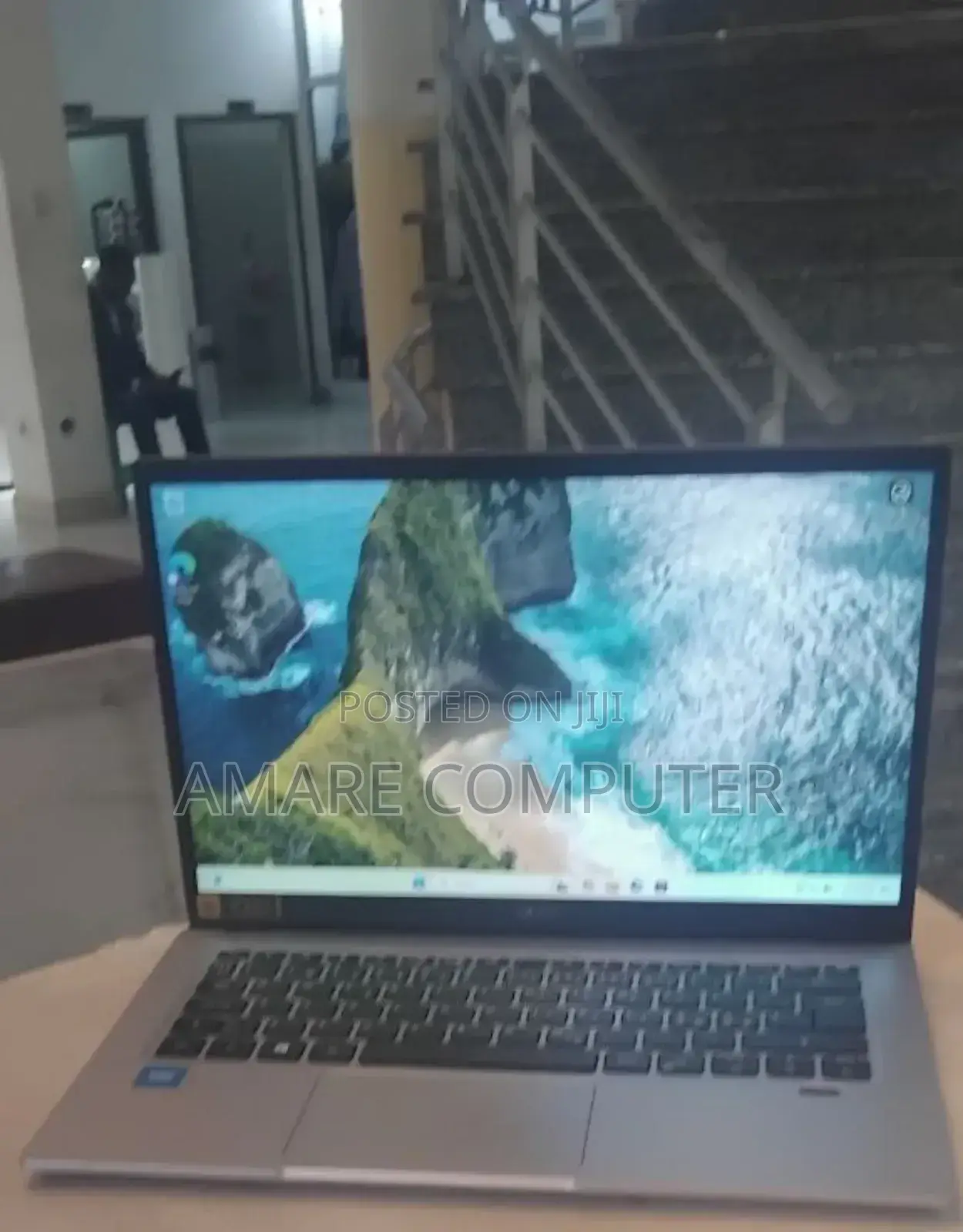 Laptop Acer Swift 1 4GB Intel Celeron SSD 256GB