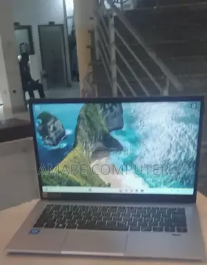 Laptop Acer Swift 1 4GB Intel Celeron SSD 256GB