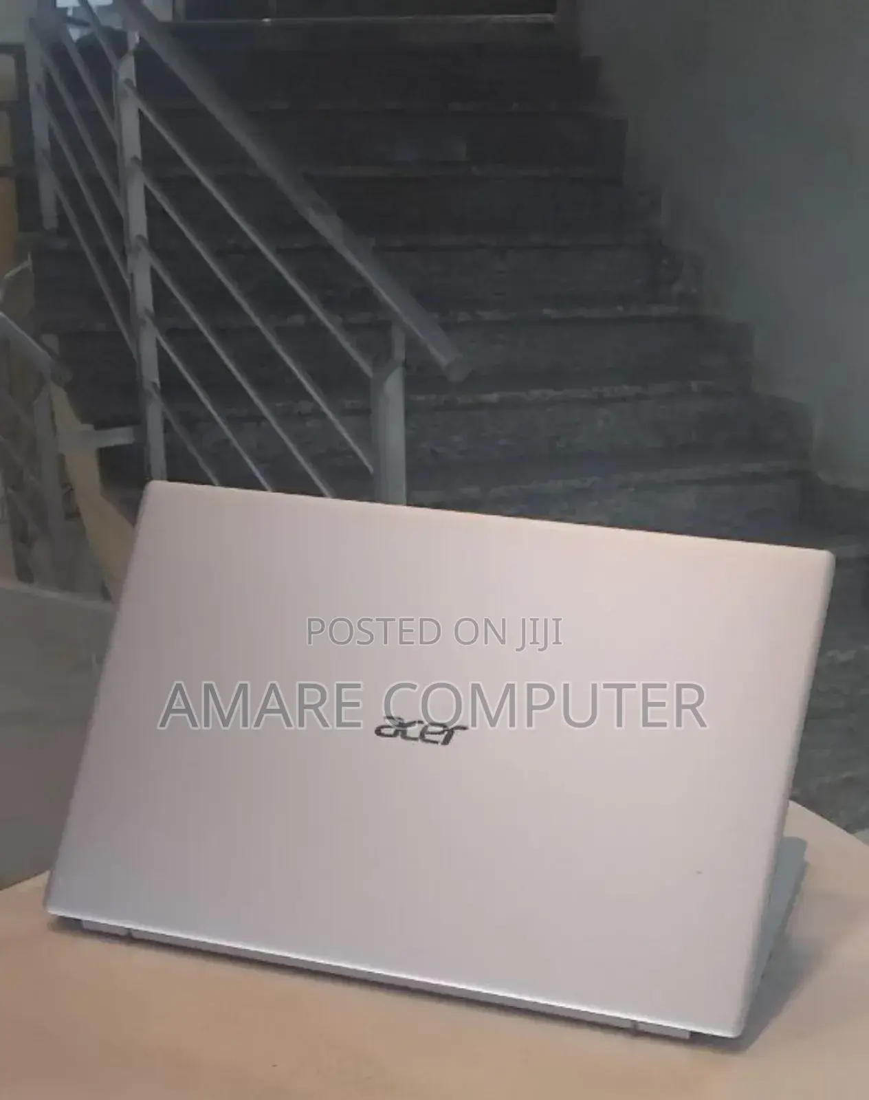 Laptop Acer Swift 1 4GB Intel Celeron SSD 256GB