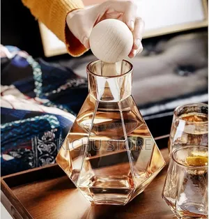 7 PCS Diamond Shaped Glassware Set