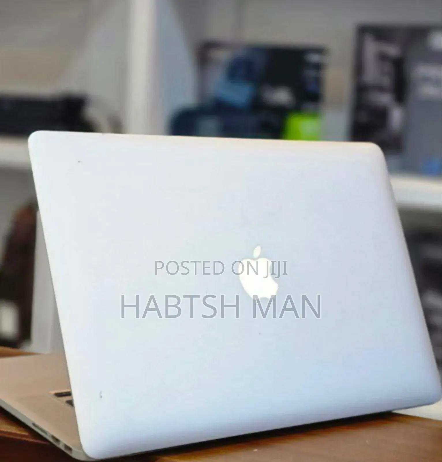 New Laptop Apple MacBook Pro 2015 16GB Intel Core I7 SSD 256GB