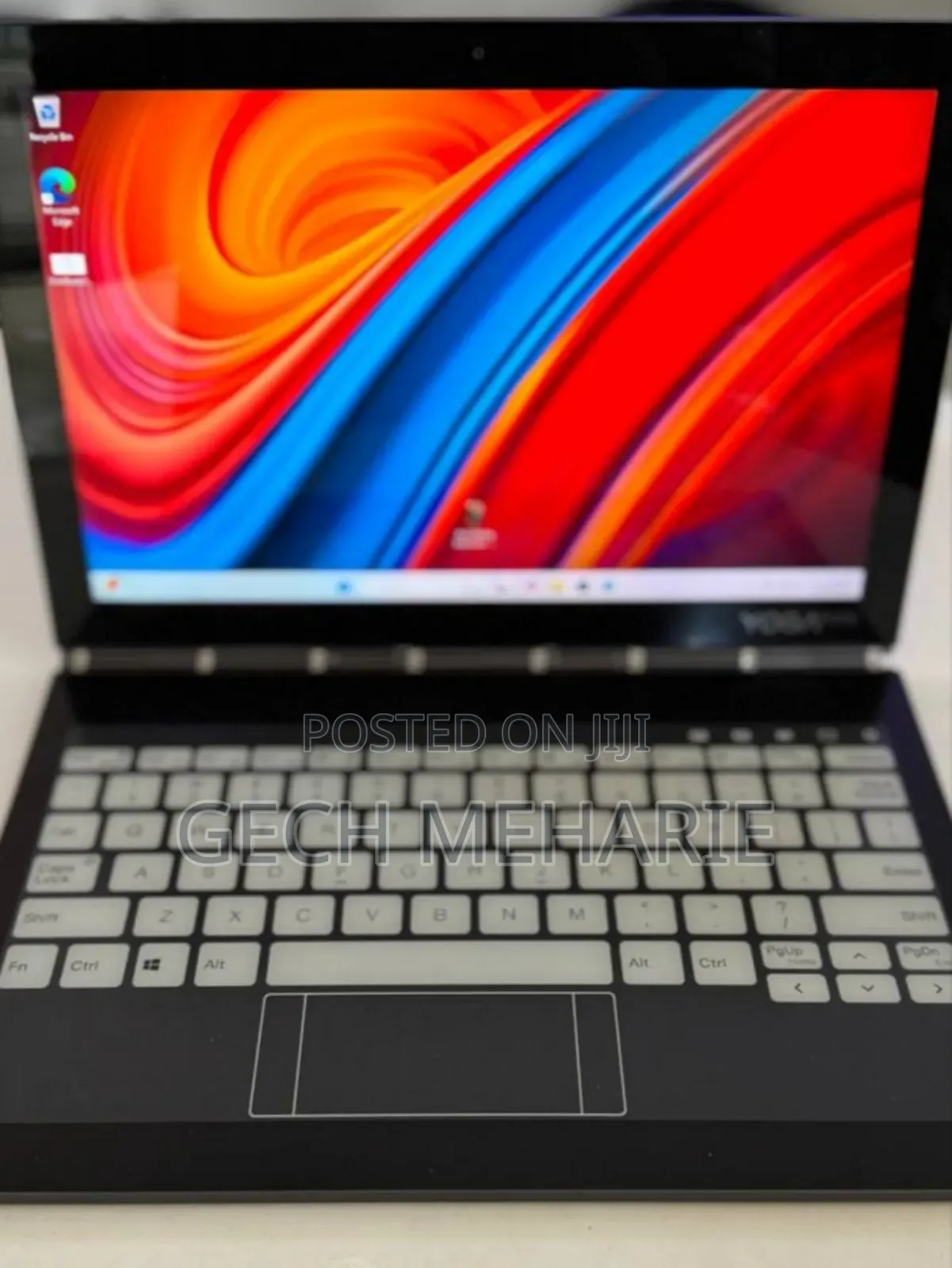 New Laptop Lenovo Yoga 730 4GB Intel Core M3 SSD 128GB