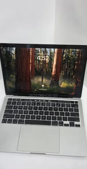 New Laptop Apple MacBook Pro 2022 M2 8GB Apple M2 SSD 512GB