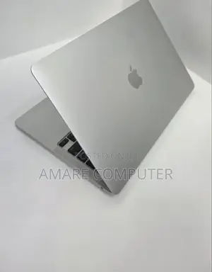 New Laptop Apple MacBook Pro 2022 M2 8GB Apple M2 SSD 512GB