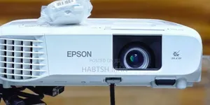 Brand New Epson Projector 
Has Remote 
Model Name: