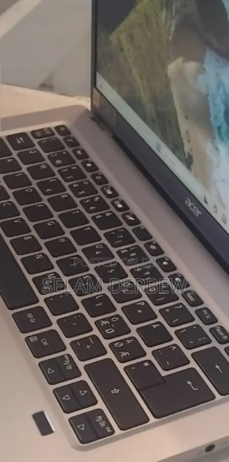 New Laptop Acer Swift 1 4GB Intel Celeron SSD 128GB